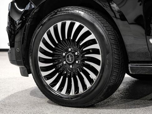 Used 2018 Lincoln Navigator Black Label w/ Cargo Package AWD/4WD image 81