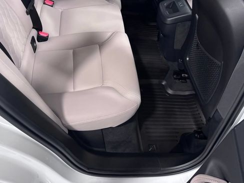 Certified 2026 Volvo XC60 B5 Plus AWD/4WD image 24