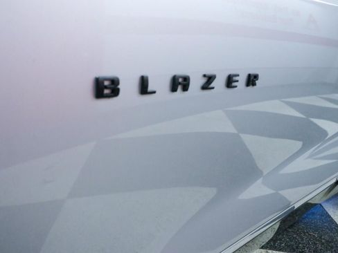 Used 2022 Chevrolet Blazer Premier w/ Enhanced Convenience Package AWD/4WD image 40