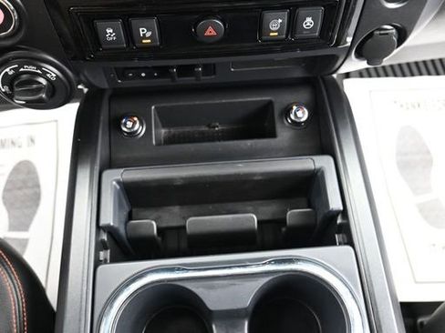 Used 2021 Nissan Titan PRO-4X w/ Pro-4x Convenience Package image 23