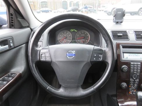 Used 2005 Volvo V50 2.4i image 14