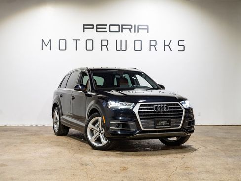 Used 2019 Audi Q7 3.0T Prestige w/ Prestige Package image 1
