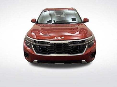 Certified 2024 Kia Seltos S FWD image 2