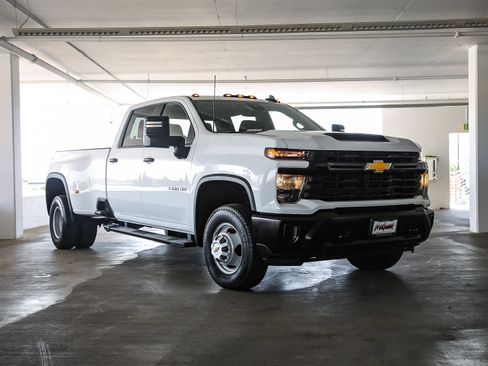 Used 2024 Chevrolet Silverado 3500 W/T w/ WT Convenience Package RWD image 1