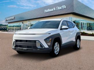 New 2026 Hyundai Kona SE FWD video 1