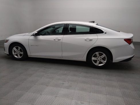 Used 2021 Chevrolet Malibu LS w/ Driver Confidence Package II FWD image 3