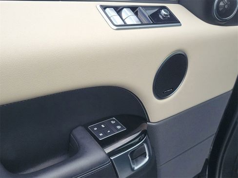 Used 2022 Land Rover Range Rover Sport HSE Silver Edition image 24