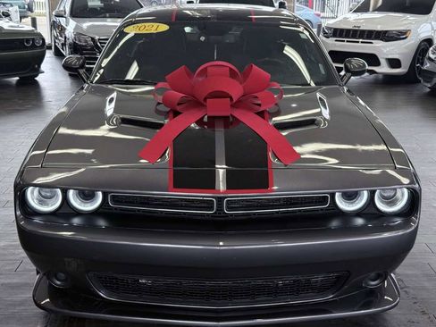 Used 2021 Dodge Challenger SXT w/ Blacktop Package RWD image 3