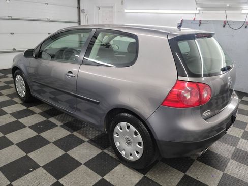 Used 2008 Volkswagen Rabbit S FWD image 3
