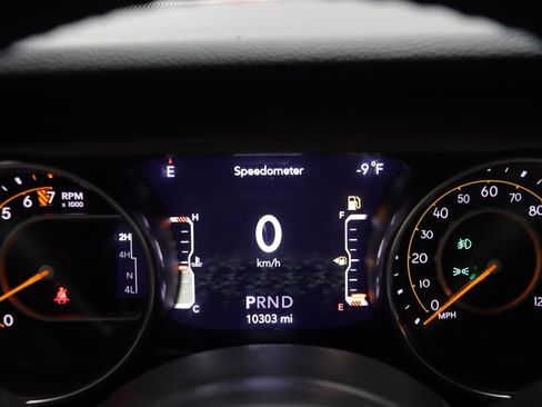 Used 2021 Jeep Wrangler Sport S image 7