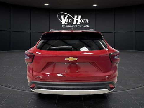 New 2026 Chevrolet Trax LT image 12