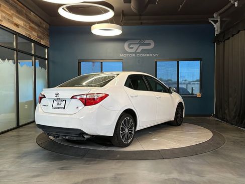 Used 2014 Toyota Corolla S w/ Driver Convenience Package FWD image 3