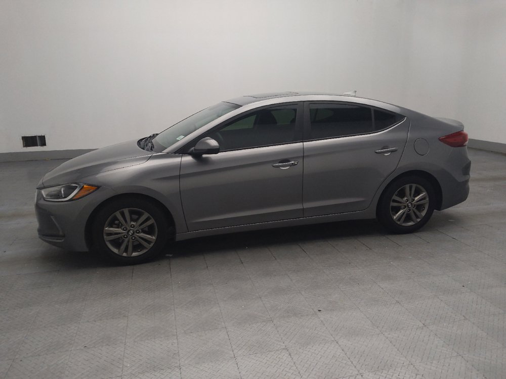 Used 2018 Hyundai Elantra Value Edition FWD image 2