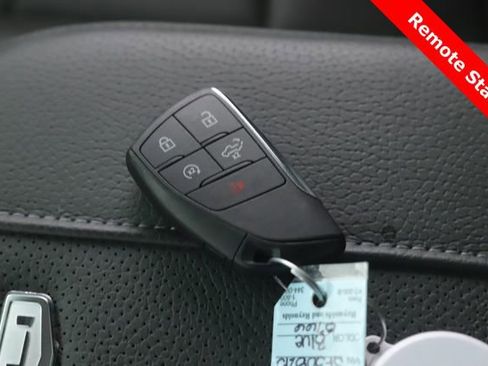 Used 2025 GMC Sierra 2500 Denali w/ Denali Reserve Package AWD/4WD image 3