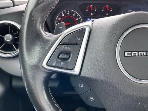 Used 2021 Chevrolet Camaro LT image 22