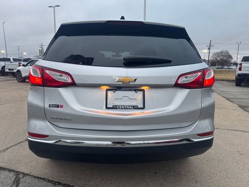 Used 2019 Chevrolet Equinox LT image 4