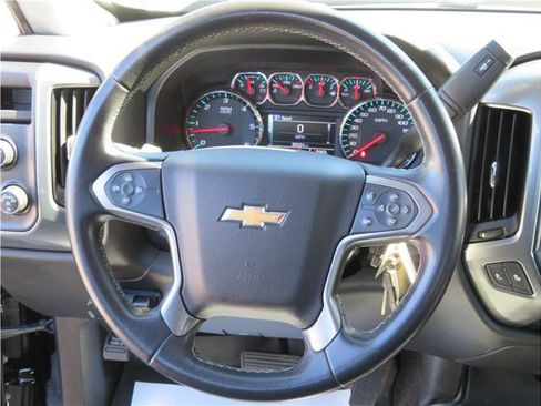 Used 2018 Chevrolet Silverado 1500 LT w/ All Star Edition image 24