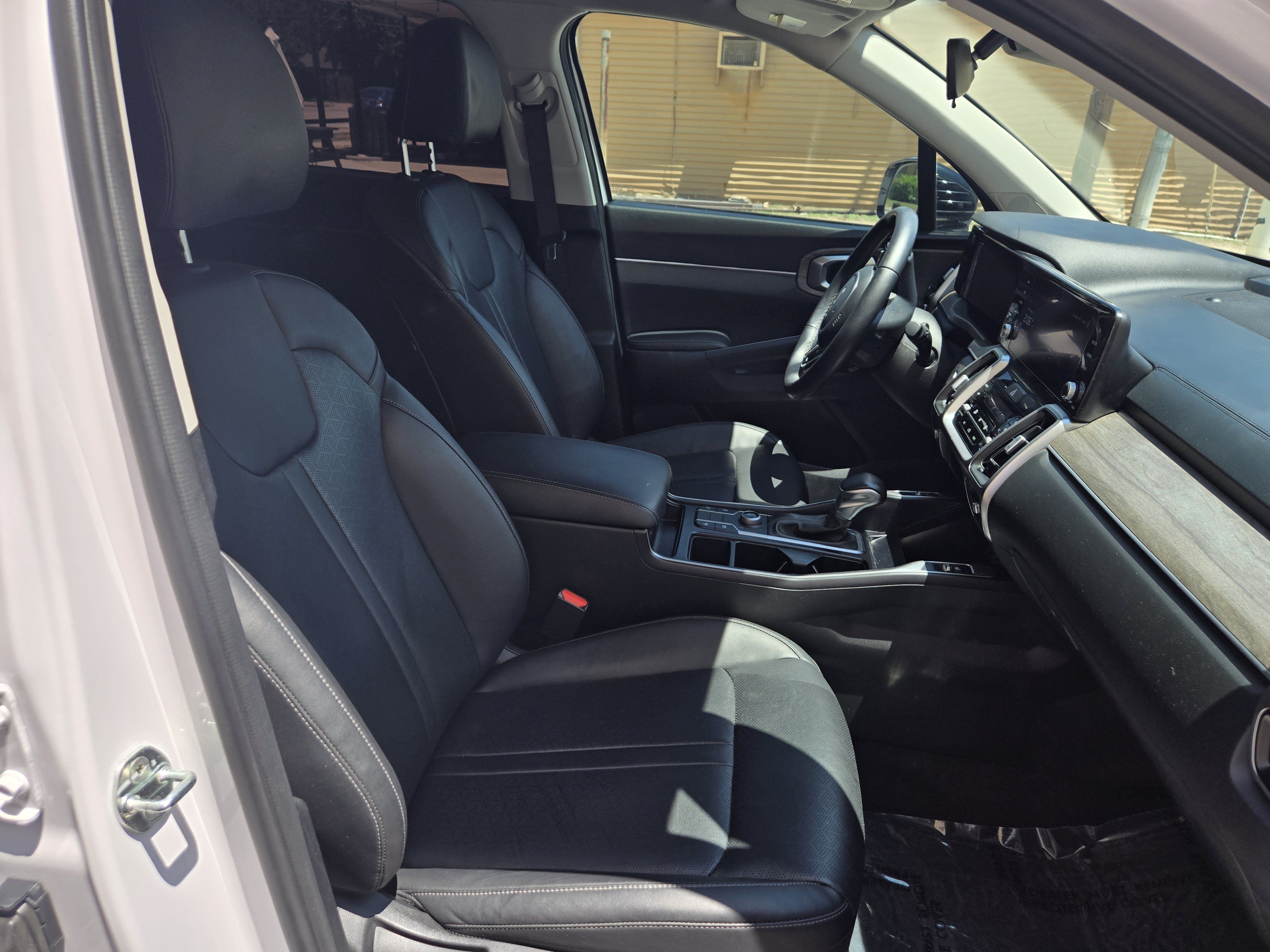 Used 2022 Kia Sorento S AWD/4WD image 10
