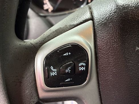 Used 2019 Ford Fiesta SE image 12