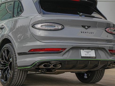 New 2026 Bentley Bentayga Speed image 14