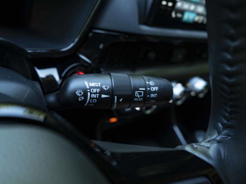 Certified 2023 Honda CR-V EX-L image 24