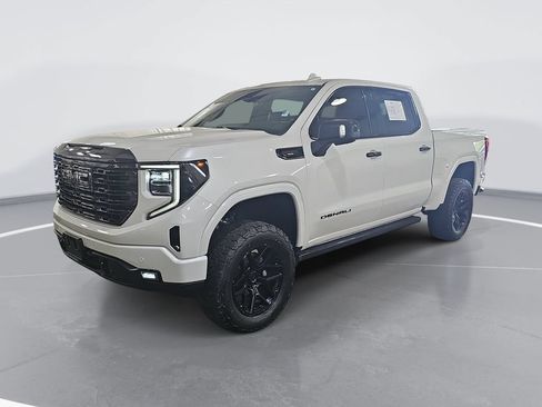 Used 2023 GMC Sierra 1500 Denali Ultimate AWD/4WD image 9