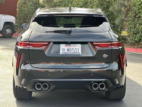 Used 2024 Jaguar F-PACE SVR image 5