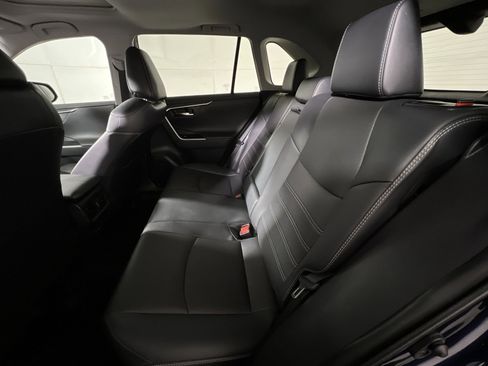 Used 2021 Toyota RAV4 Limited image 23