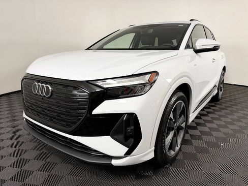 Used 2024 Audi Q4 e-tron Premium w/ Convenience Package AWD/4WD image 3