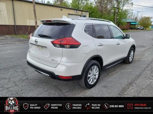 Used 2017 Nissan Rogue SV AWD/4WD image 6