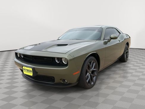 Used 2022 Dodge Challenger SXT w/ Blacktop Package RWD image 4