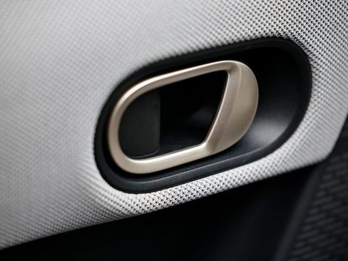 New 2026 MINI Cooper 2-Door Hardtop image 15