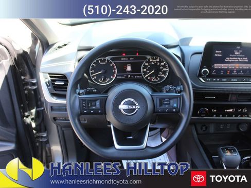 Used 2024 Nissan Rogue SV AWD/4WD image 18