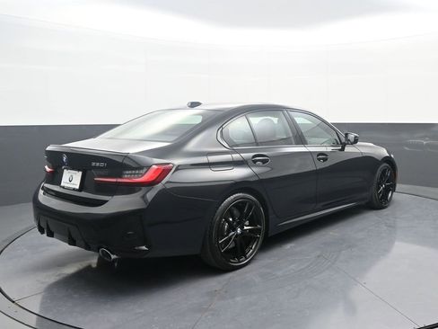 Used 2023 BMW 330i xDrive Sedan w/ M Sport Package image 7