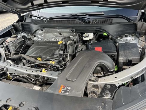 Used 2024 Chevrolet Trax LS w/ LS Convenience Package FWD image 9