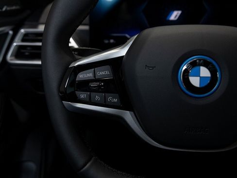 Used 2025 BMW i4 xDrive40i w/ Premium Package image 25