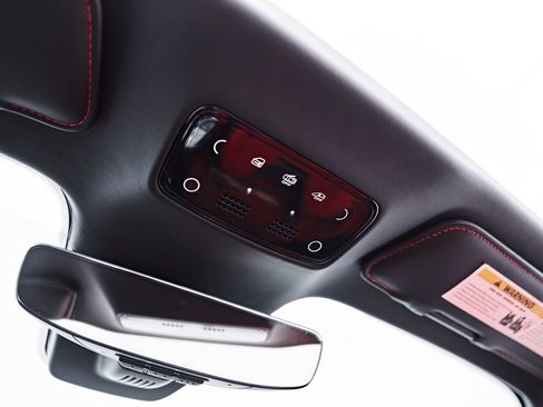 Used 2024 Ferrari SF90 Spider AWD/4WD image 84