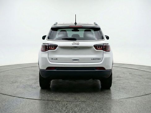 Used 2025 Jeep Compass Limited AWD/4WD image 7