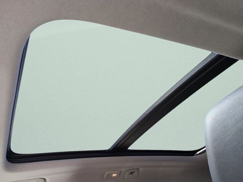 New 2025 Volvo XC40 B5 Core w/ Protection Package Premier image 19