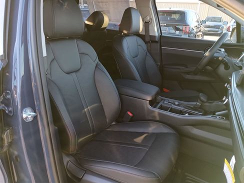 New 2026 Kia Sorento S w/ S Panoramic Sunroof Package image 32