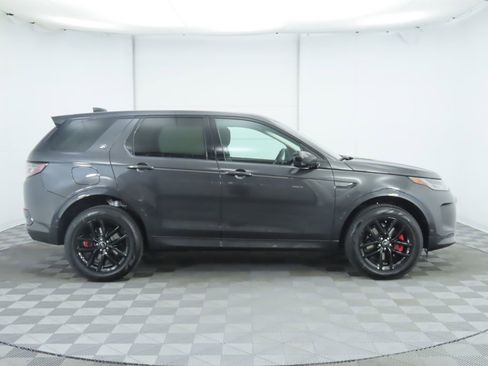 Used 2025 Land Rover Discovery Sport S image 4
