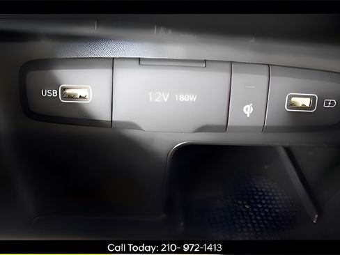 Used 2024 Hyundai Santa Cruz Night image 22