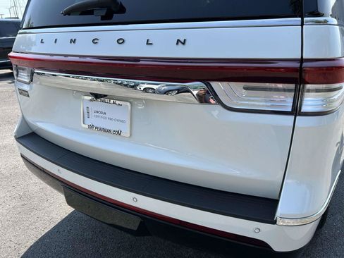 Used 2024 Lincoln Navigator Black Label AWD/4WD image 4