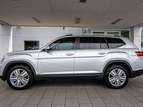 Used 2019 Volkswagen Atlas SE w/ Towing Package FWD image 9