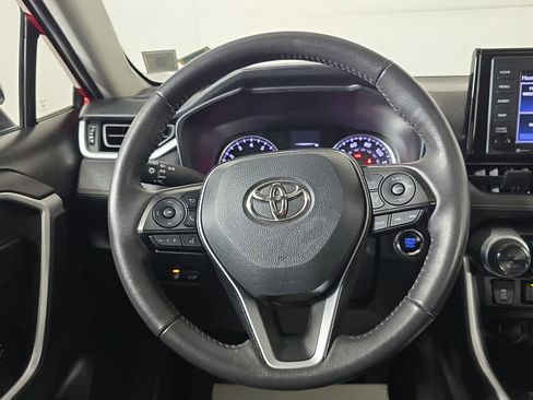 Used 2022 Toyota RAV4 XLE w/ Convenience Package image 31