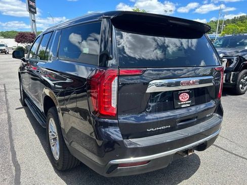 Used 2022 GMC Yukon XL SLT w/ SLT Premium Package AWD/4WD image 5