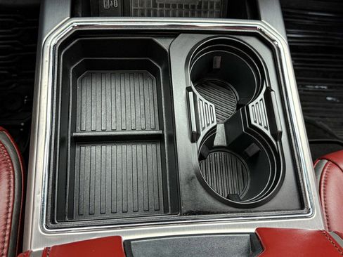 Certified 2022 Ford F350 Platinum w/ Tremor Off-Road Package image 31