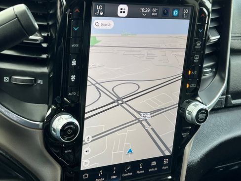 Used 2024 RAM 2500 Laramie image 18