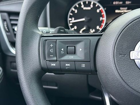 Certified 2023 Nissan Rogue SV AWD/4WD image 38