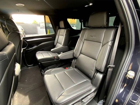 New 2026 Cadillac Escalade 4WD w/ LPO, Floor Liner Package image 29